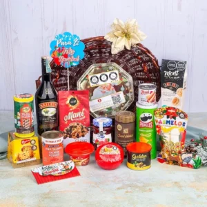 Ancheta navideña grande de $385.000 con Baileys Original de 750 ml, panettone Bauducco, salmón Bumble Bee, queso holandés y café Juan Valdez en canasta de mimbre