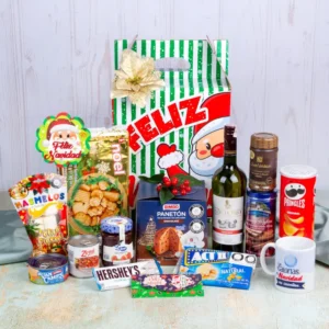 Ancheta navideña de $170.000 con panetón Bimbo de chocolate, café Juan Valdez, chocolates Hershey's, Pringles y mug, en caja navideña
